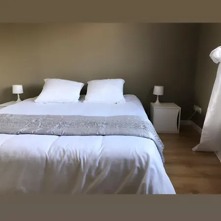 Hébergement de vacances Le Millésime 61 *